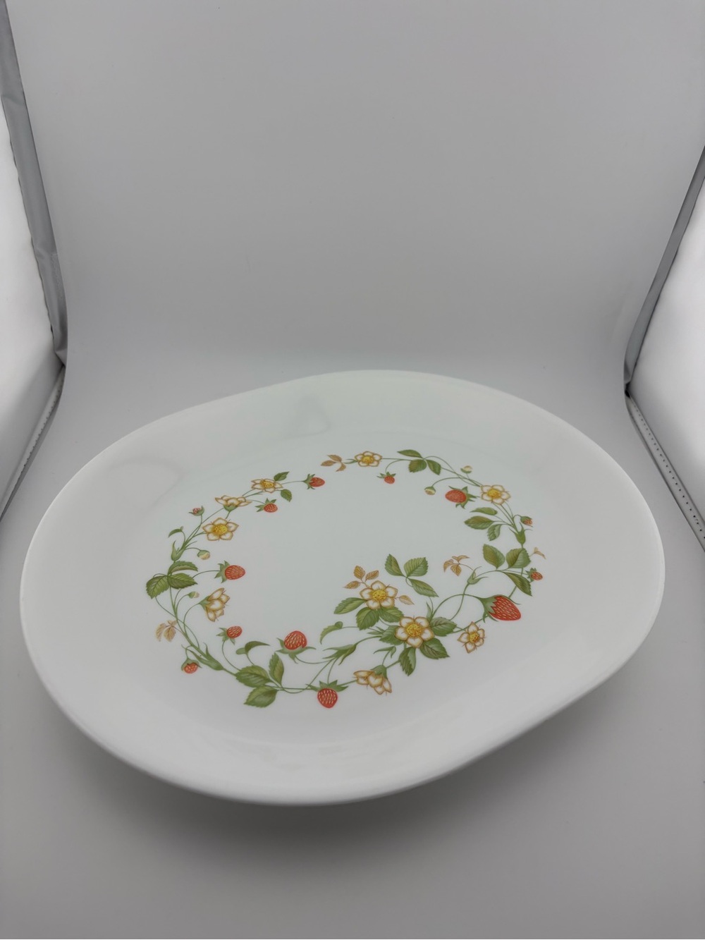 Corelle Strawberry Sundae Oval Serving Platter